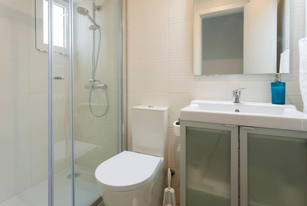 Near The River 3 Bedrooms Flat, With Ac For 9 * Lisboa